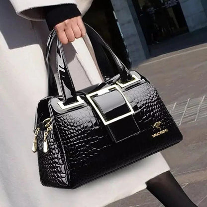 Bolsa de Couro Envernizado Tamanho Médio Luiza - Frete Grátis
