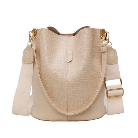 Bolsa Feminina de Couro Bia - Frete Grátis