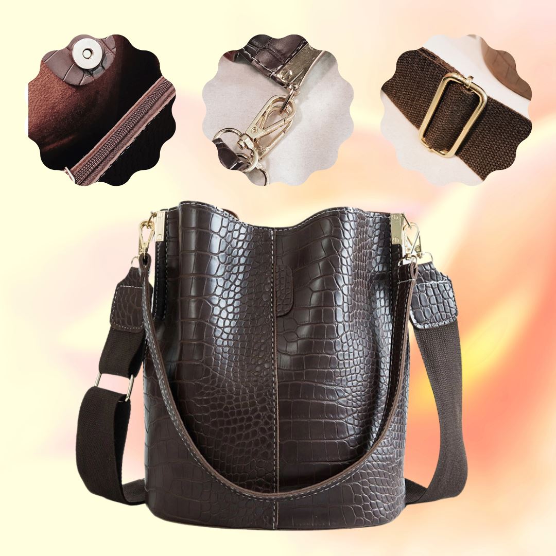 Bolsa Feminina de Couro Bia - Frete Grátis