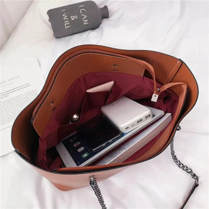 Bolsa Feminina de Ombro Cardiff - Frete Grátis