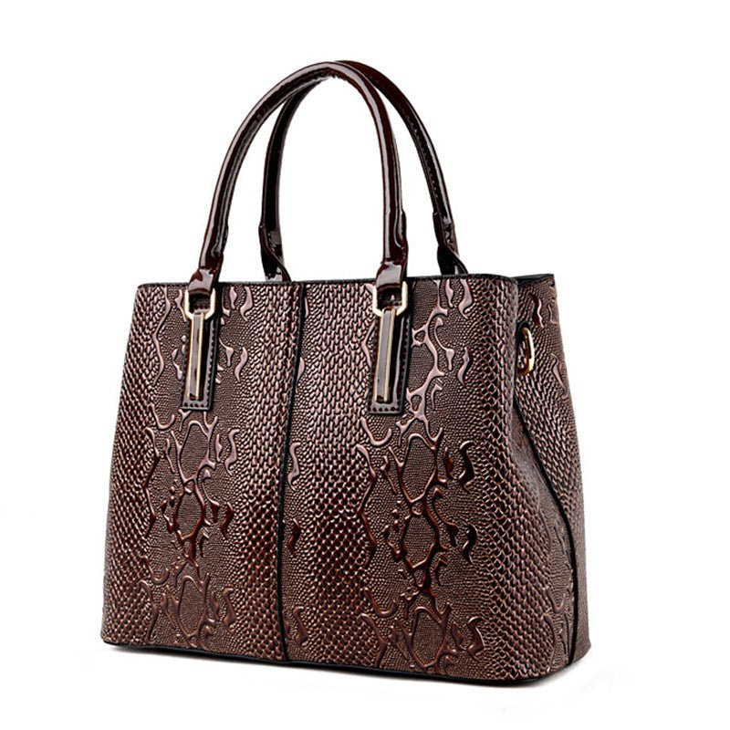 Bolsa Feminina Transversal de Verniz - Frete Grátis