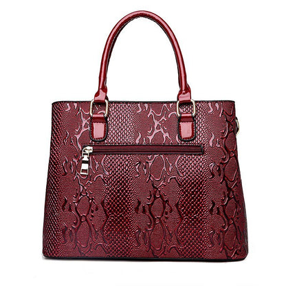 Bolsa Feminina Transversal de Verniz - Frete Grátis