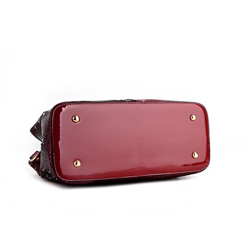 Bolsa Feminina Transversal de Verniz - Frete Grátis