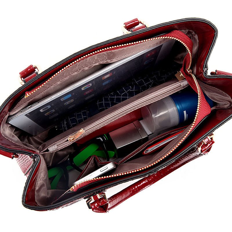 Bolsa Feminina Transversal de Verniz - Frete Grátis