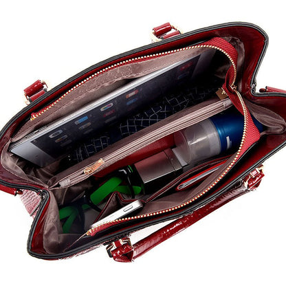 Bolsa Feminina Transversal de Verniz - Frete Grátis
