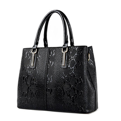 Bolsa Feminina Transversal de Verniz - Frete Grátis