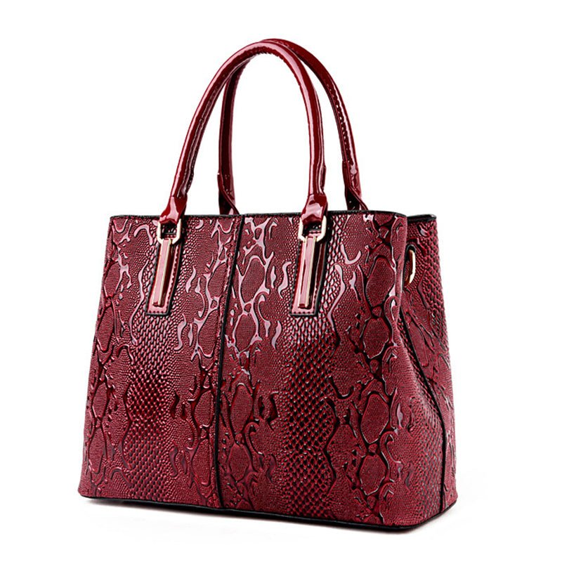 Bolsa Feminina Transversal de Verniz - Frete Grátis