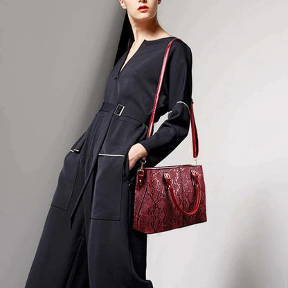 Bolsa Feminina Transversal de Verniz - Frete Grátis