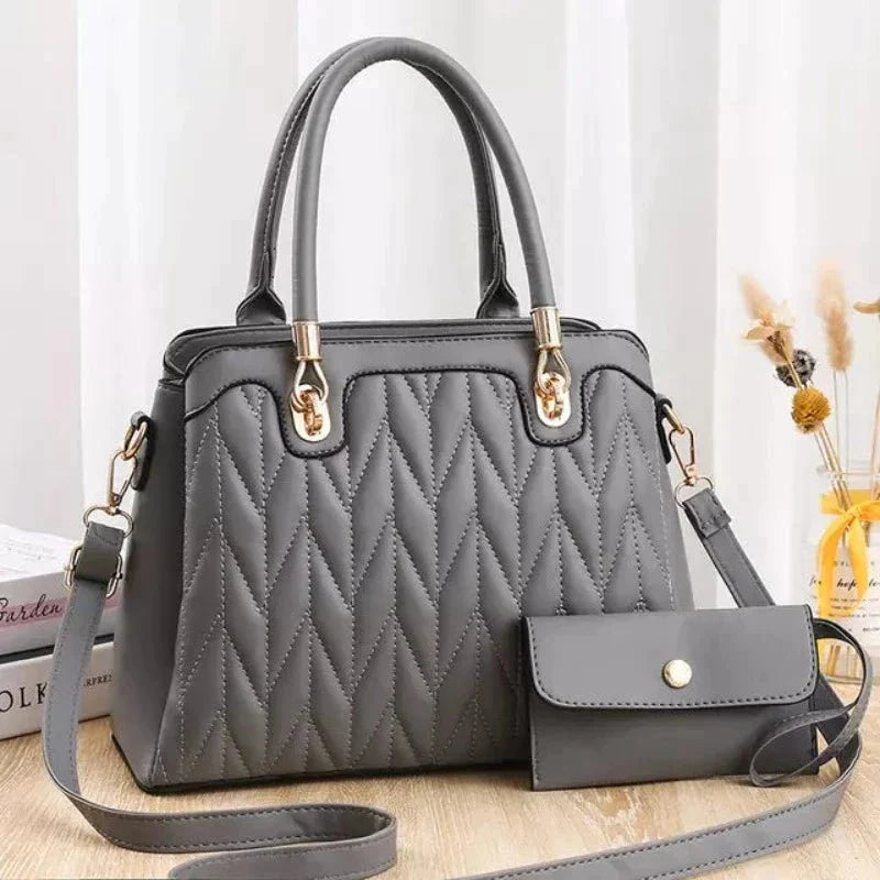 Bolsa Transversal Feminina de Couro + Carteira Feminina de Couro - Frete Grátis