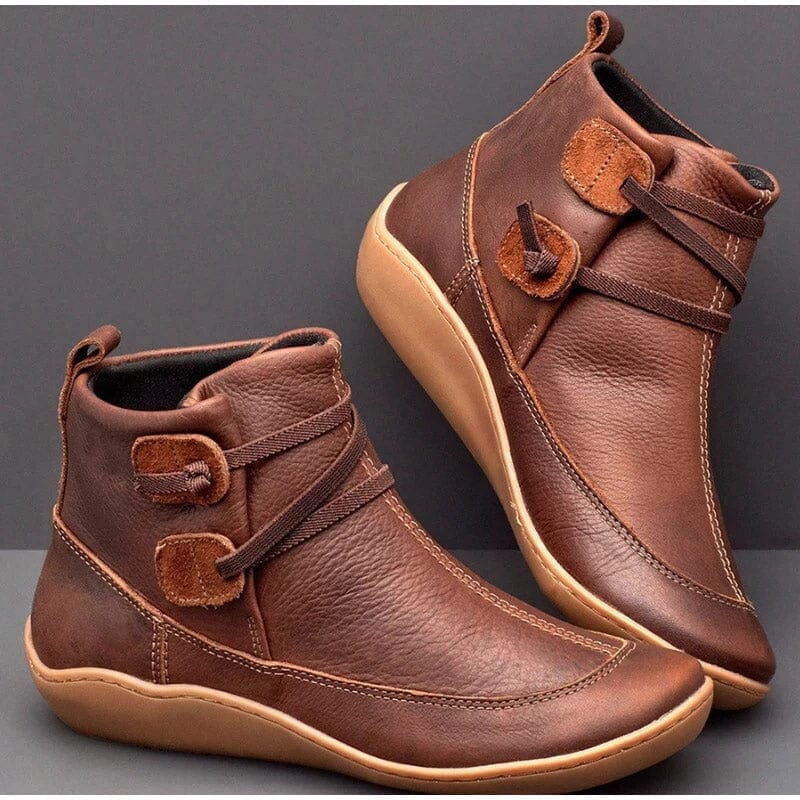 Bota de Couro Cano Curto Feminina - Frete Grátis