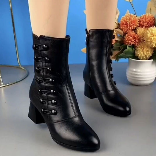 Bota Italiana Feminina de Couro Cano Curto - Frete Grátis