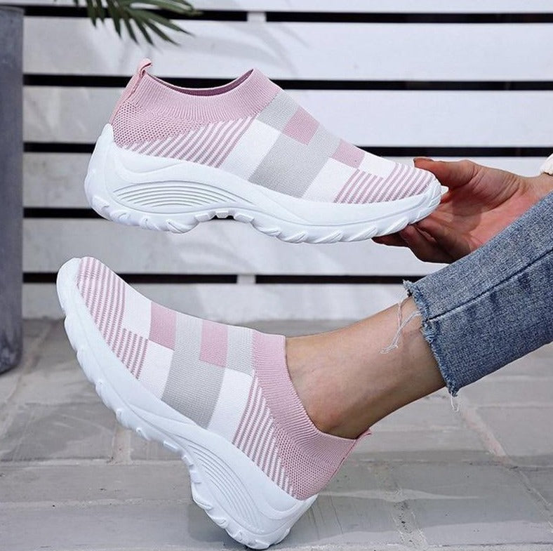 Tenis feminino confortavel - Cora - Frete Grátis