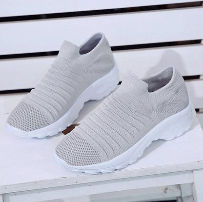 Tenis feminino confortavel - Cora - Frete Grátis