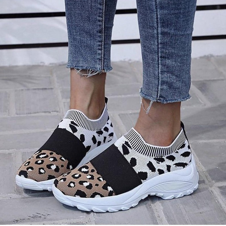 Tenis feminino confortavel - Cora - Frete Grátis