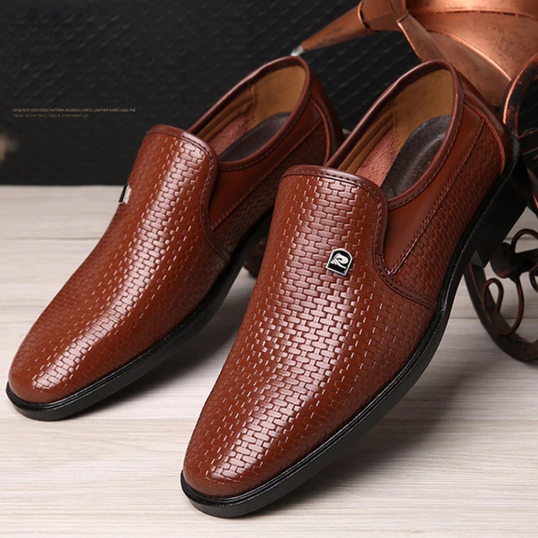 Sapato Masculino de Couro Monograma - Frete Grátis