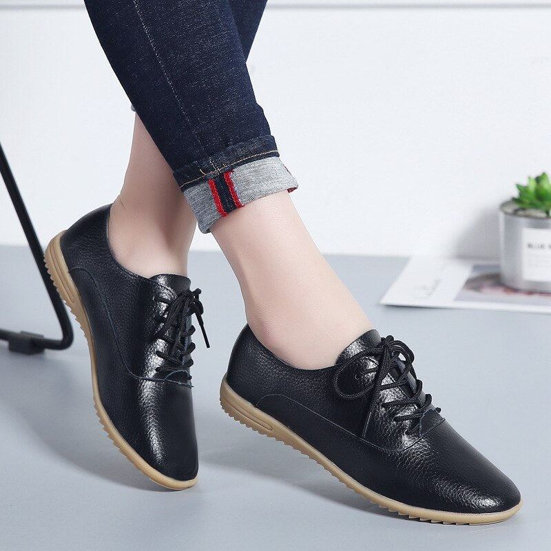 Tênis Casual Feminino de Couro Basic Comfort - Frete Grátis