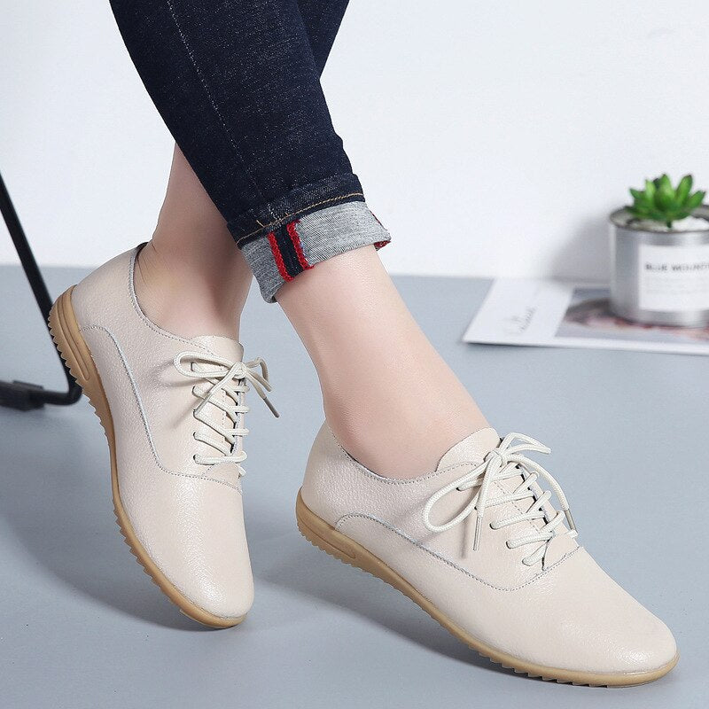 Tênis Casual Feminino de Couro Basic Comfort - Frete Grátis